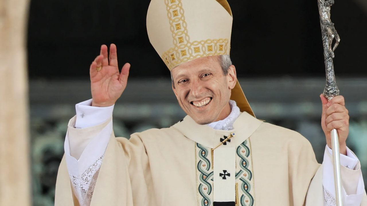 How Small Businesses Win With AI Social Media Automation